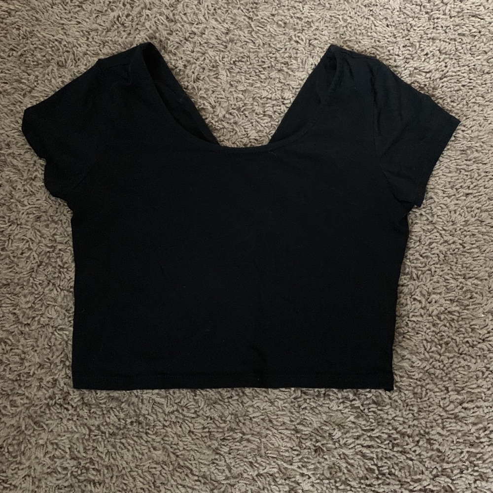 great basic black crop top